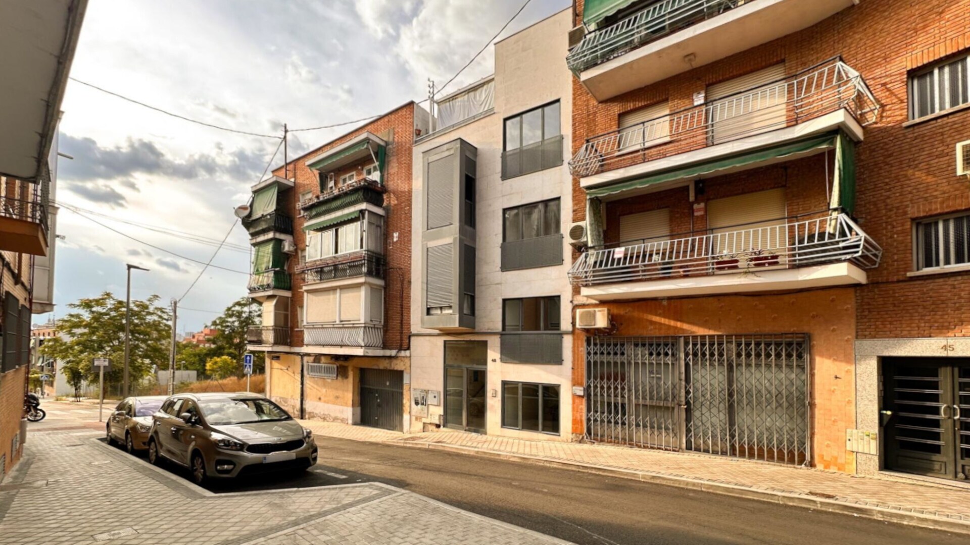 Immeuble residentiel dans Madrid, Madrid à vendre Photo du bâtiment- Image 1 de 13