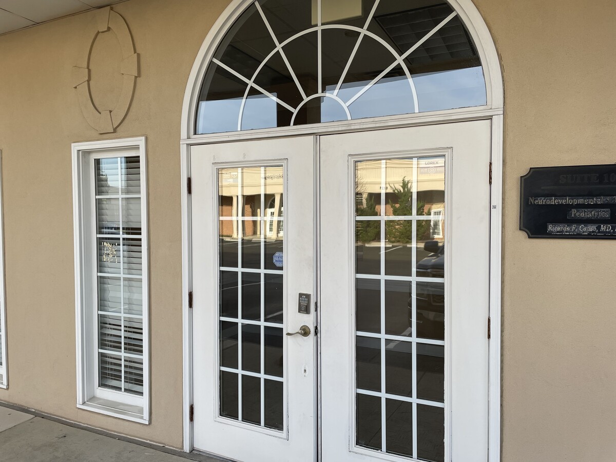 6131 Shallowford Rd, Chattanooga, TN 37421 - Unité 103 -  - Photo intérieure - Image 1 of 21