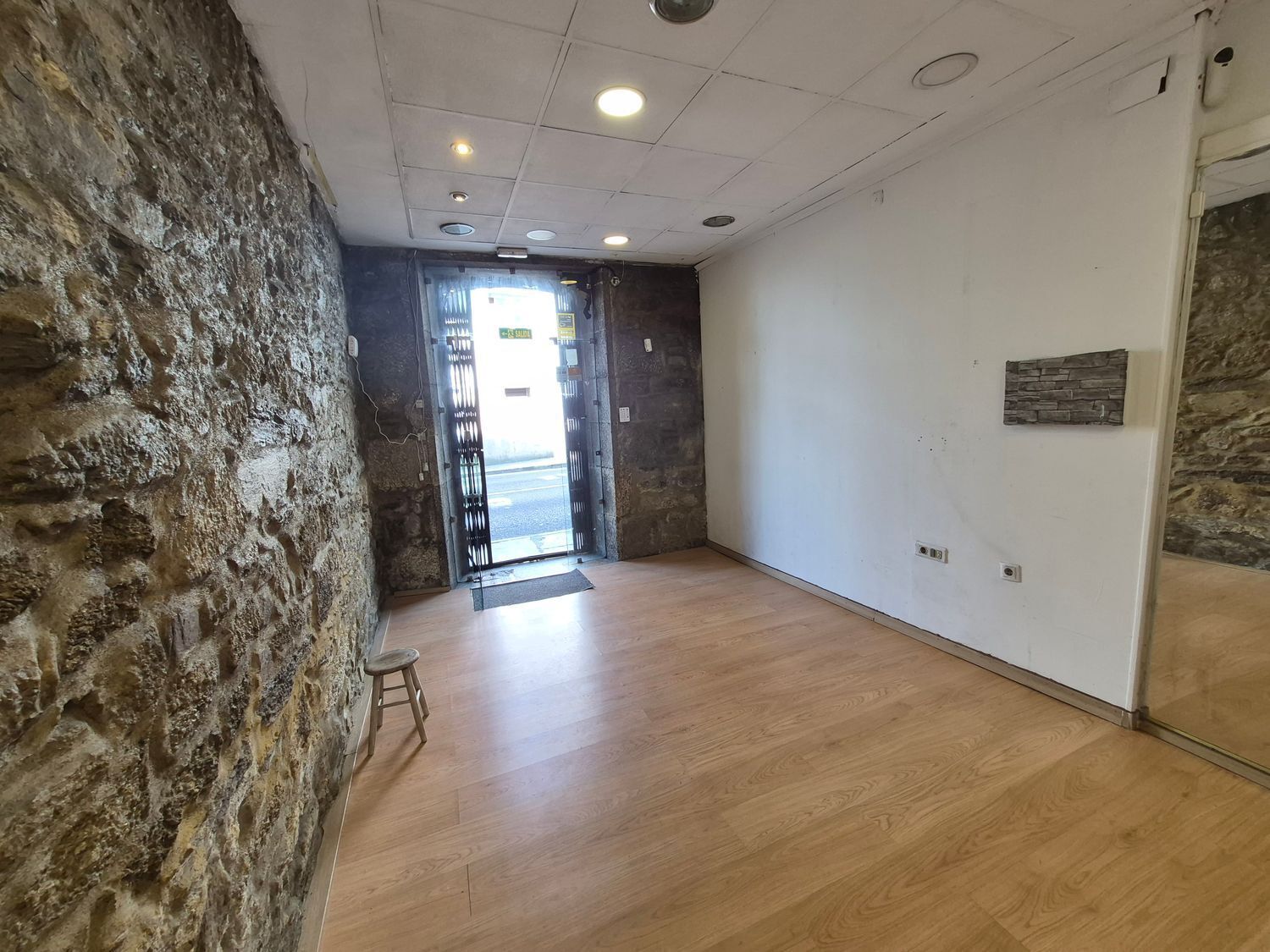 Rúa Da Fonte de Santo Antonio, 3, Santiago de Compostela, La Coruna à louer Photo intérieure- Image 1 de 11