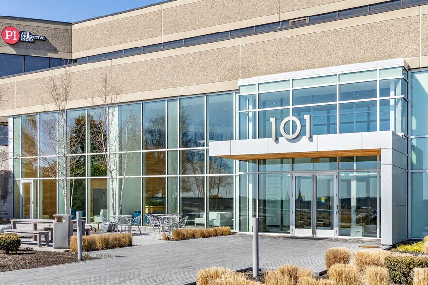 101 Station Dr, Westwood, MA à louer - Photo du bâtiment - Image 3 de 5