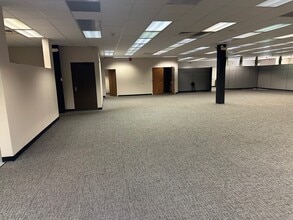 2351 Whirlpool St, Niagara Falls, NY for lease Interior Photo- Image 1 of 9