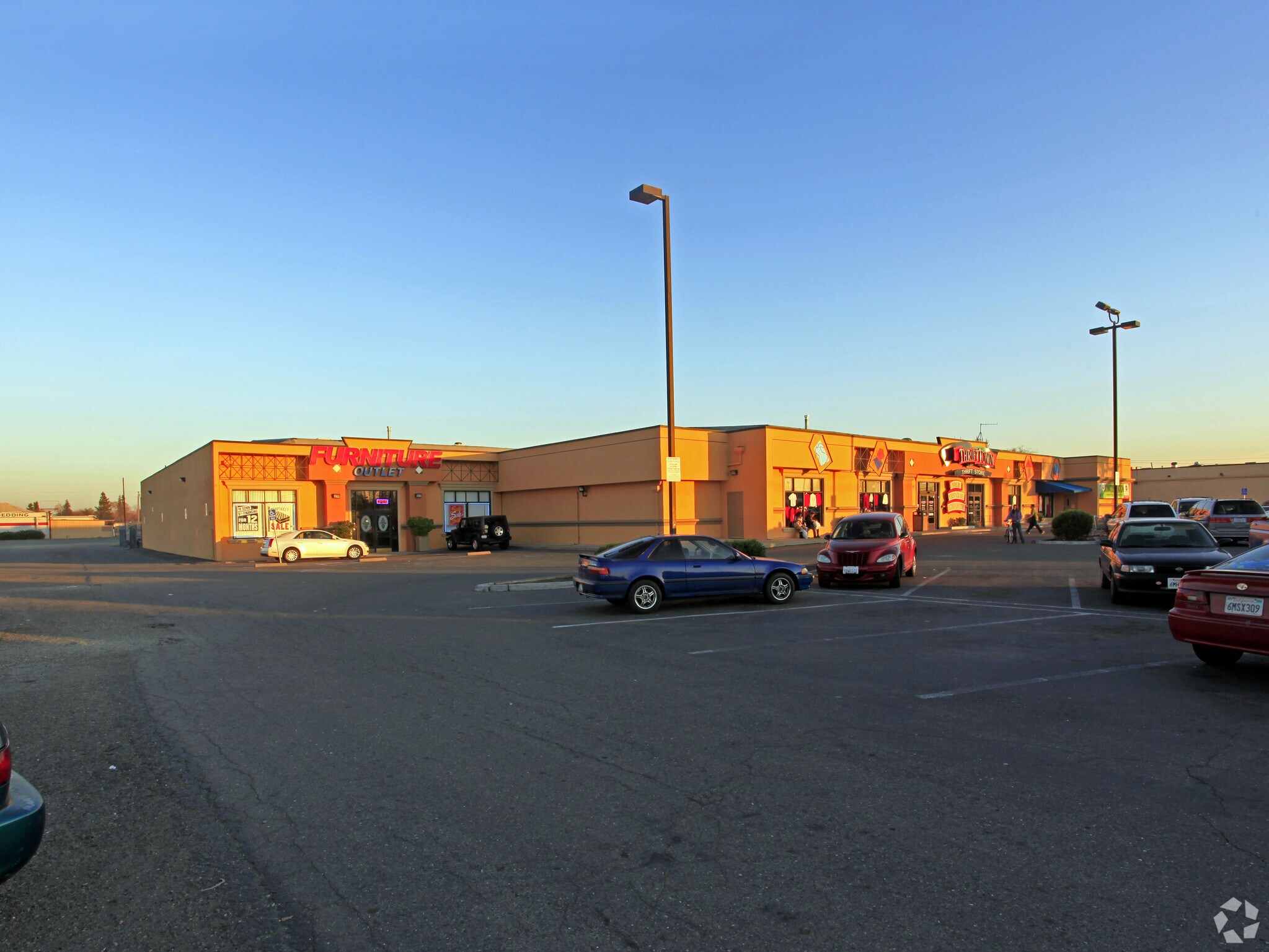 5005 Stockton Blvd, Sacramento, CA for lease Primary Photo- Image 1 of 9