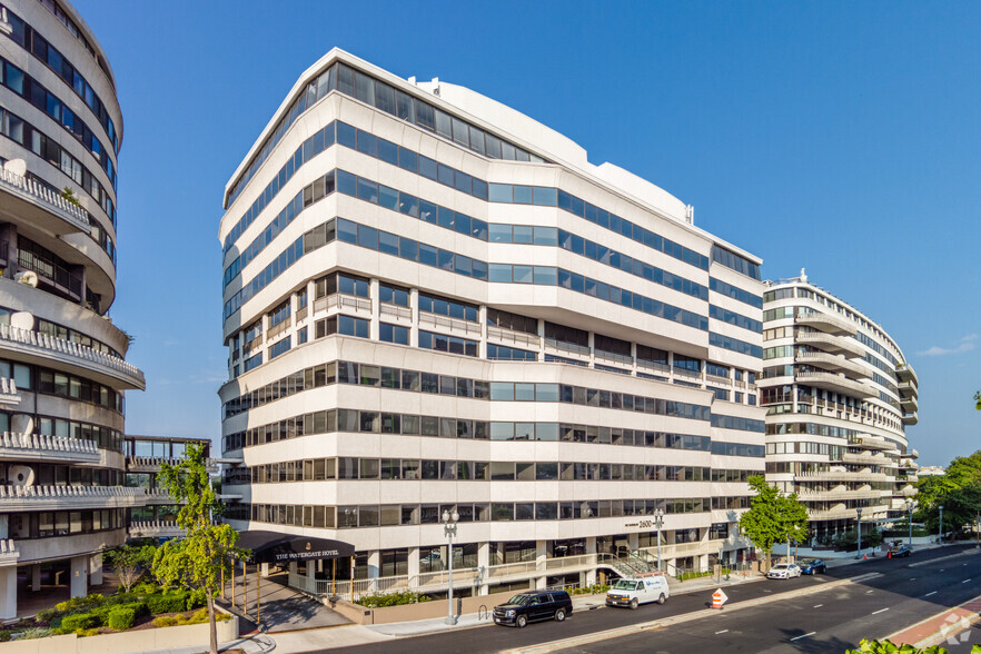 2600 Virginia Ave NW, Washington, DC for lease - Primary Photo - Image 1 of 19