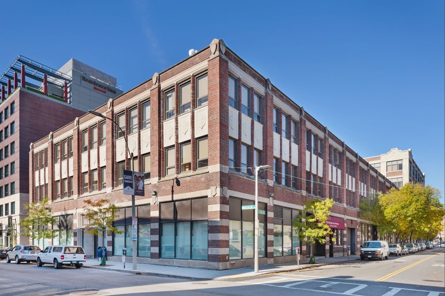 109 Brookline Ave, Boston, MA à vendre - Photo principale - Image 1 de 1