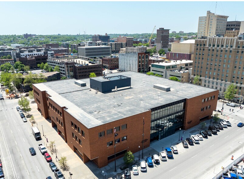 1313 Farnam St, Omaha, NE à vendre - Photo du bâtiment - Image 2 de 14