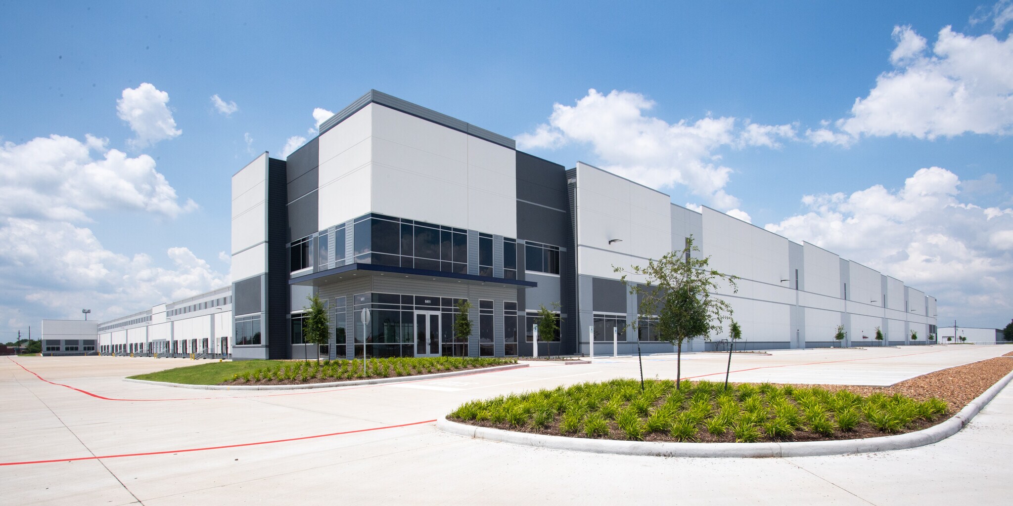 6411 N Eldridge Pky, Houston, TX for lease Building Photo- Image 1 of 6