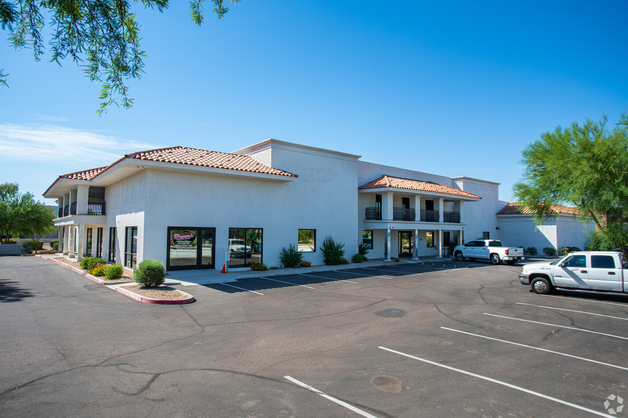 7995 E Paradise Ln, Scottsdale, AZ for sale Primary Photo- Image 1 of 13