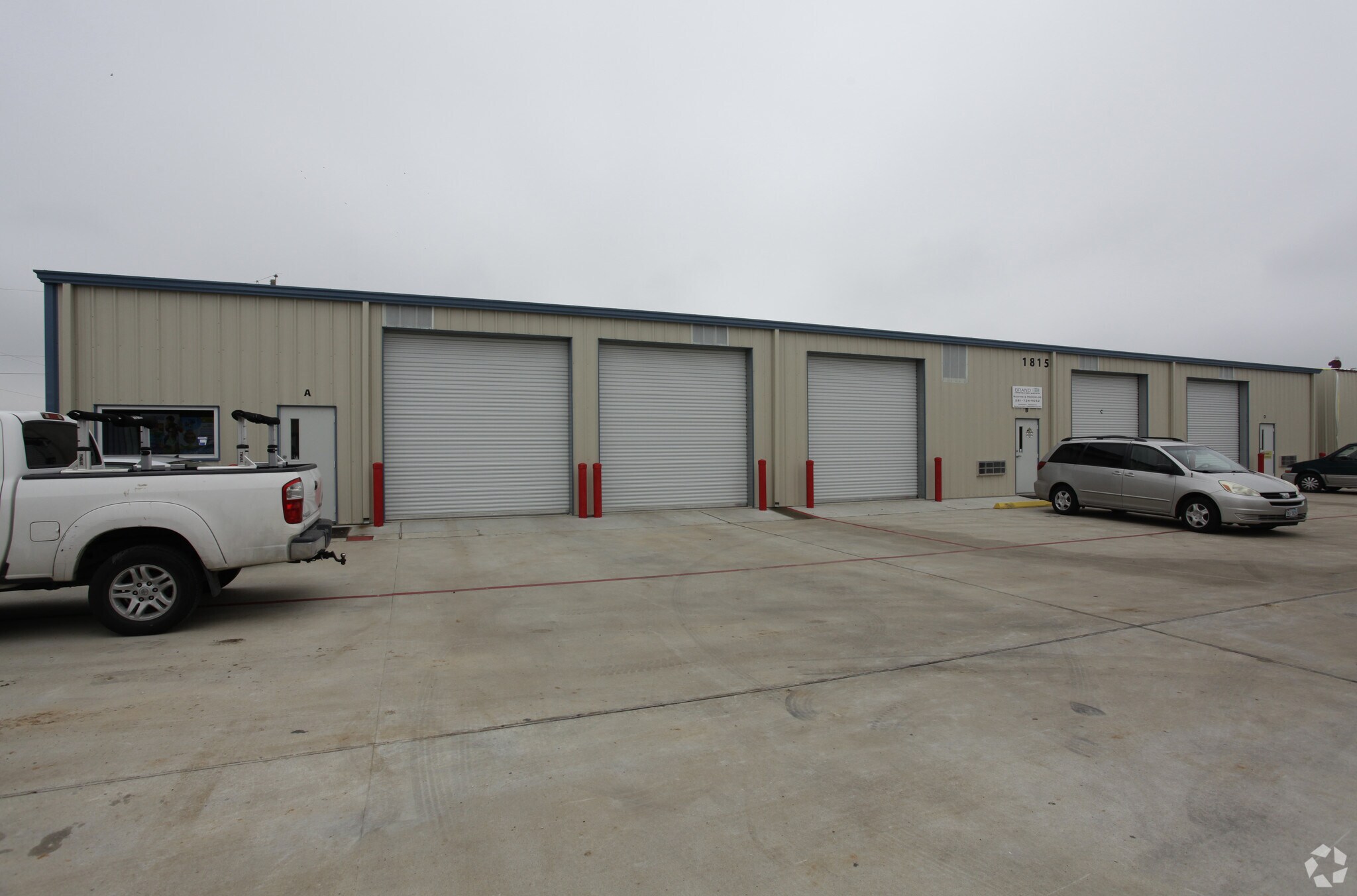 1815 Dickinson Ave, Dickinson, TX for lease Primary Photo- Image 1 of 6