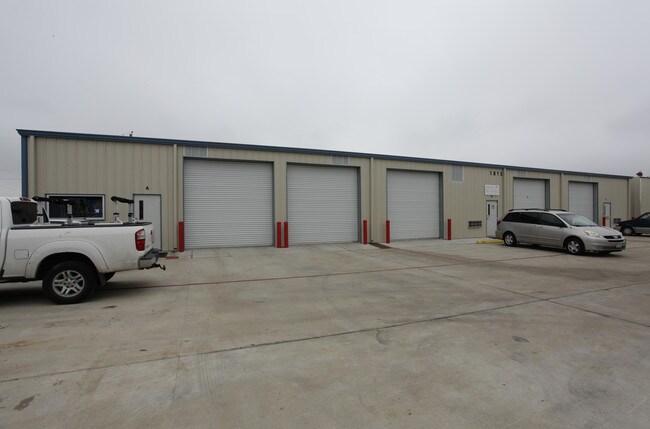 More details for 1815 Dickinson Ave, Dickinson, TX - Industrial for Lease