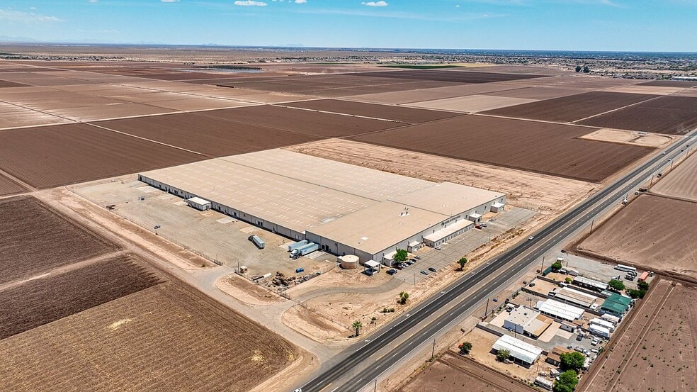 2801 N Main St, San Luis, AZ for sale - Building Photo - Image 2 of 10