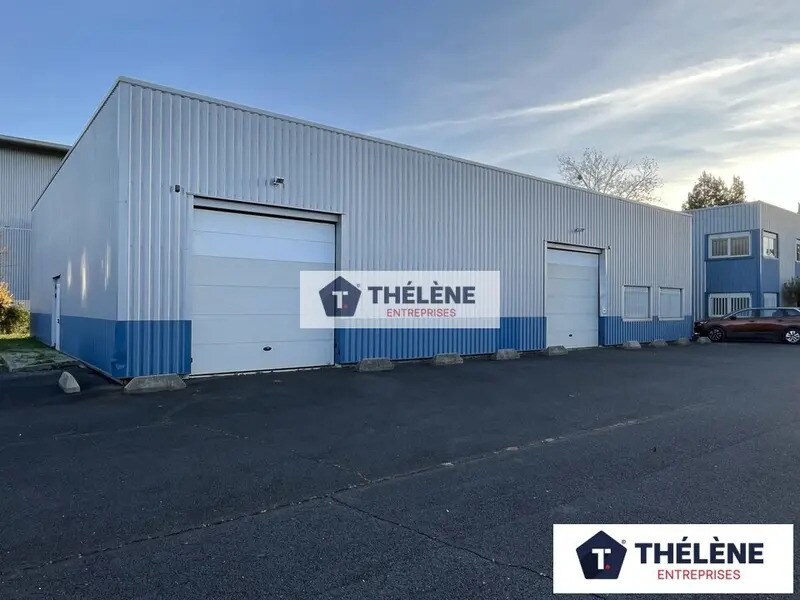 Industrial in Gallargues-le-Montueux for lease Building Photo- Image 1 of 8
