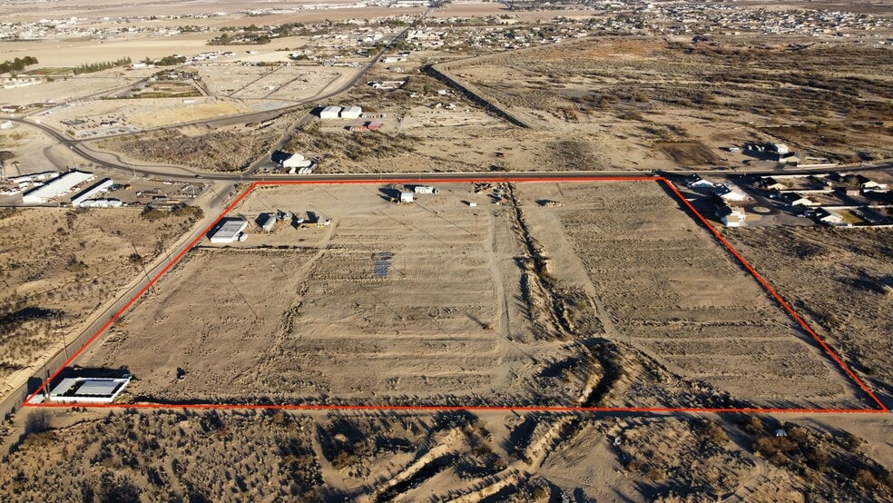 990 Reay Ln, Thatcher, AZ for sale - Aerial - Image 3 of 4