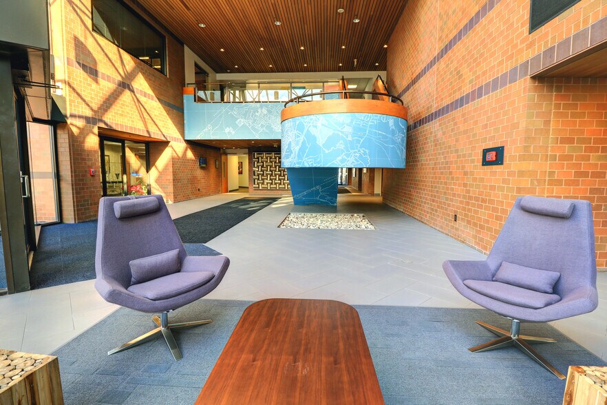 90 E Halsey Rd, Parsippany, NJ à louer - Photo intérieure - Image 3 de 6