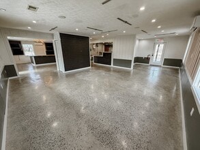 386 E Main St, Newport, TN à louer Photo intérieure- Image 1 de 18