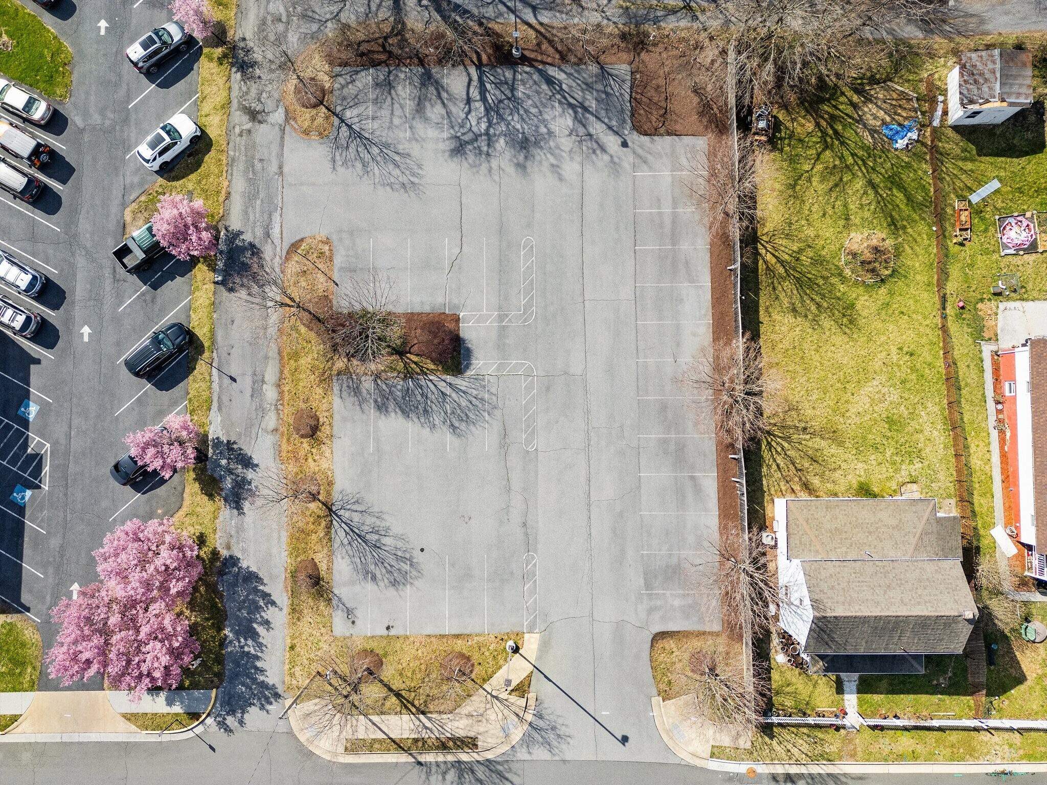 316 W 10th St, Front Royal, VA for lease Primary Photo- Image 1 of 5