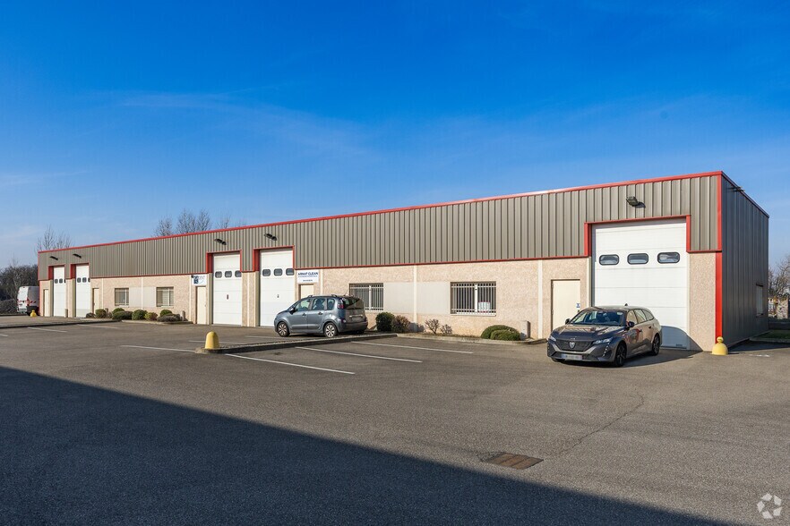 1A Rue Augustin Fresnel, Chassieu for lease - Building Photo - Image 2 of 8