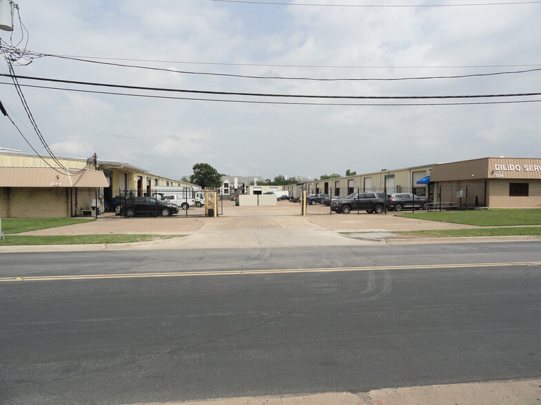 3320-3324 Dilido Rd, Dallas, TX for sale - Building Photo - Image 1 of 5