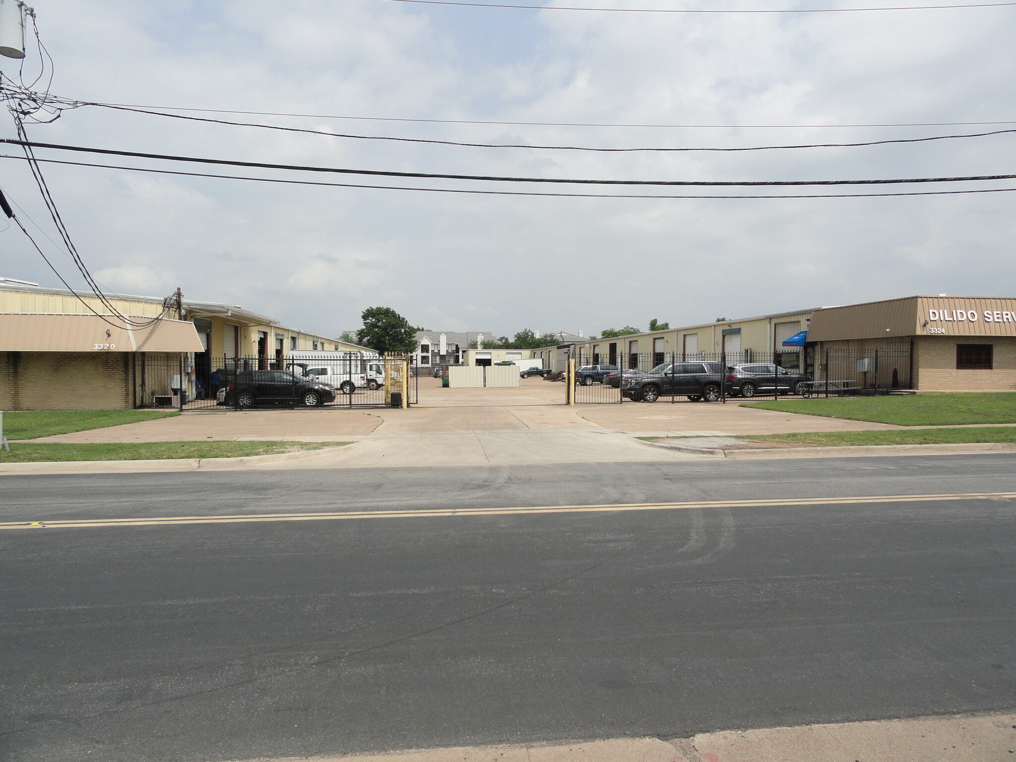 3320-3324 Dilido Rd, Dallas, TX for sale Building Photo- Image 1 of 6