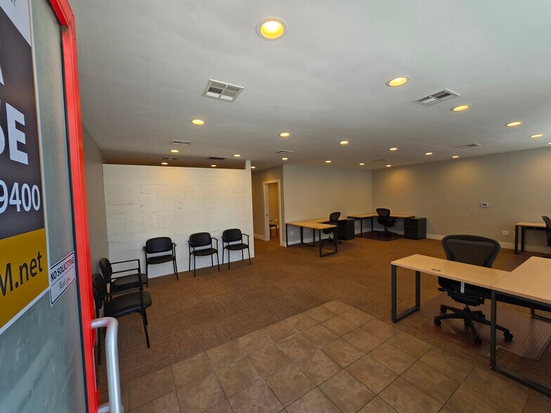 11654 W Pico Blvd, Los Angeles, CA à louer - Photo du bâtiment - Image 2 de 19