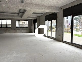 More details for 21 Rue Général De Gaulle, Brignais - Office for Lease