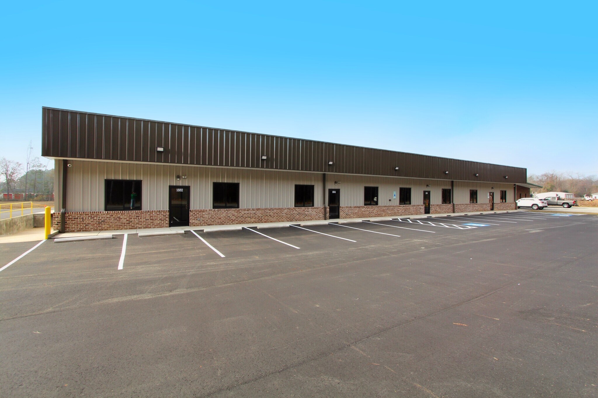 1882 Wall St, Florence, SC for lease Primary Photo- Image 1 of 13