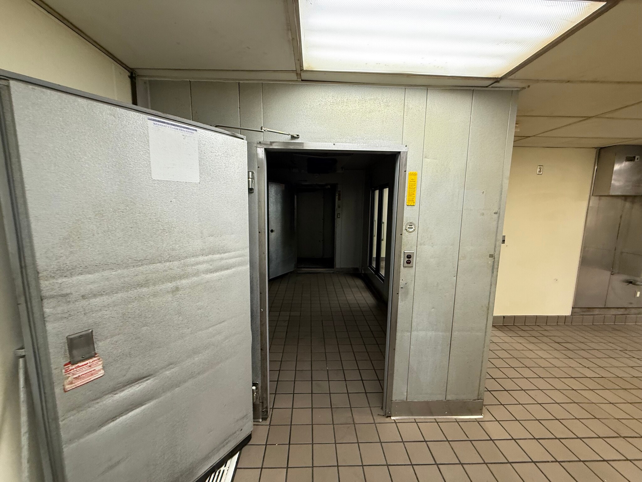 1700-1716 Long Beach Blvd, Long Beach, CA for lease Interior Photo- Image 1 of 5