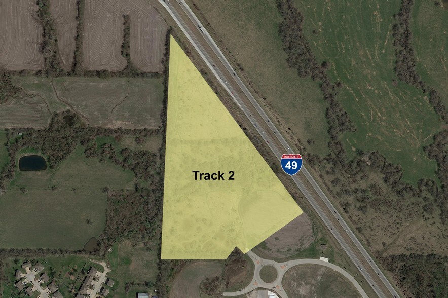 11025 Bradley's Pky, Peculiar, MO for sale - Building Photo - Image 2 of 5