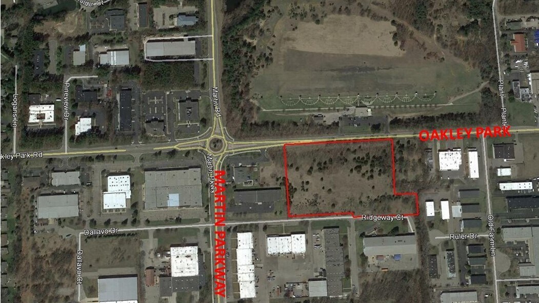 Oakley Park Rd, Commerce Township, MI à vendre Photo principale- Image 1 de 5