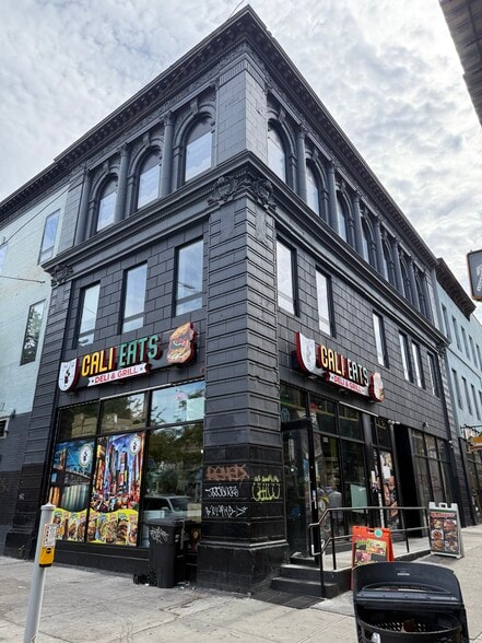 845 Broadway, Brooklyn, NY for lease - Building Photo - Image 1 of 16