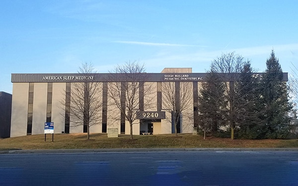 9240 N Meridian St, Indianapolis, IN à louer - Photo du bâtiment - Image 1 de 1