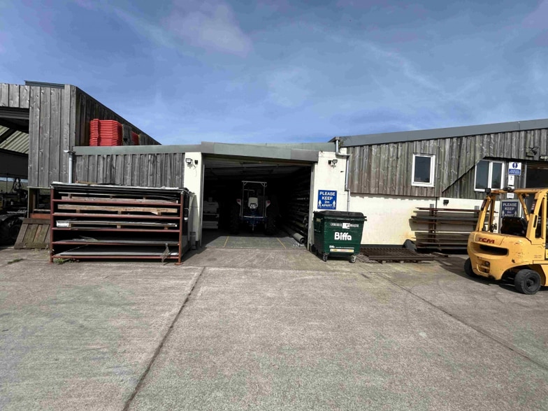 Lanvean Workshops, Newquay for sale - Building Photo - Image 3 of 10