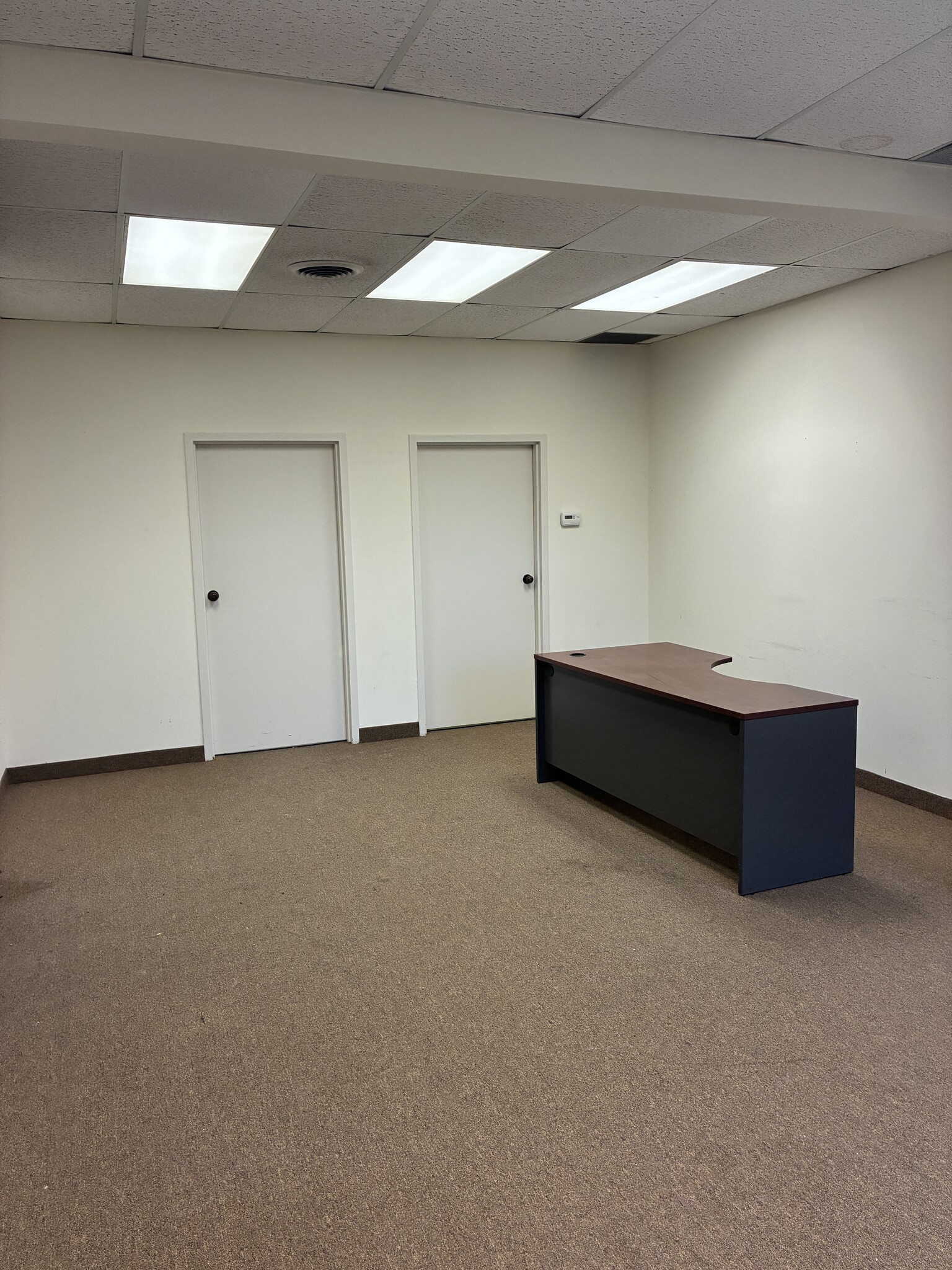 13500 Midway Rd, Farmers Branch, TX à louer Photo intérieure- Image 1 de 2