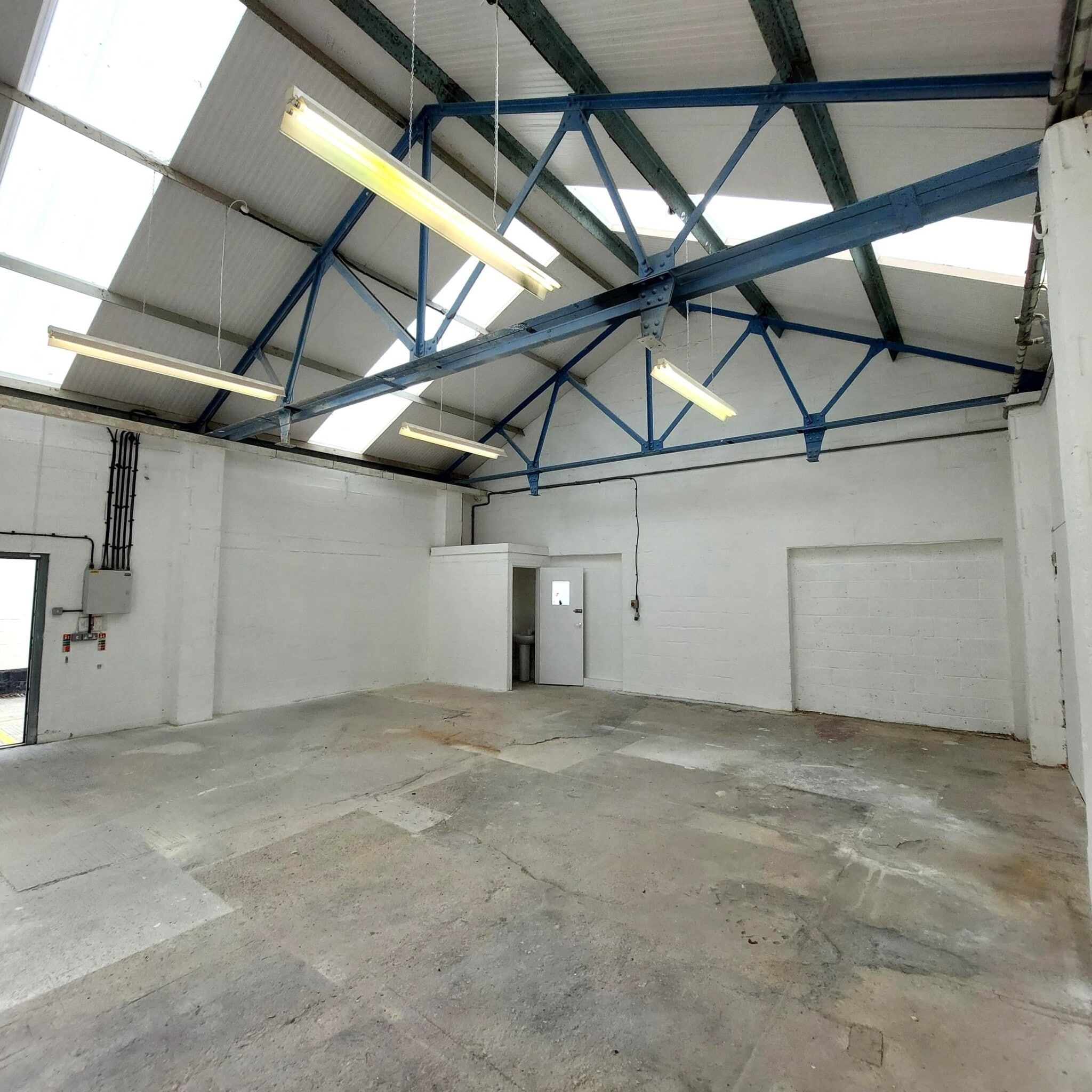 11-14a Elliott Rd, Cirencester for lease Interior Photo- Image 1 of 3