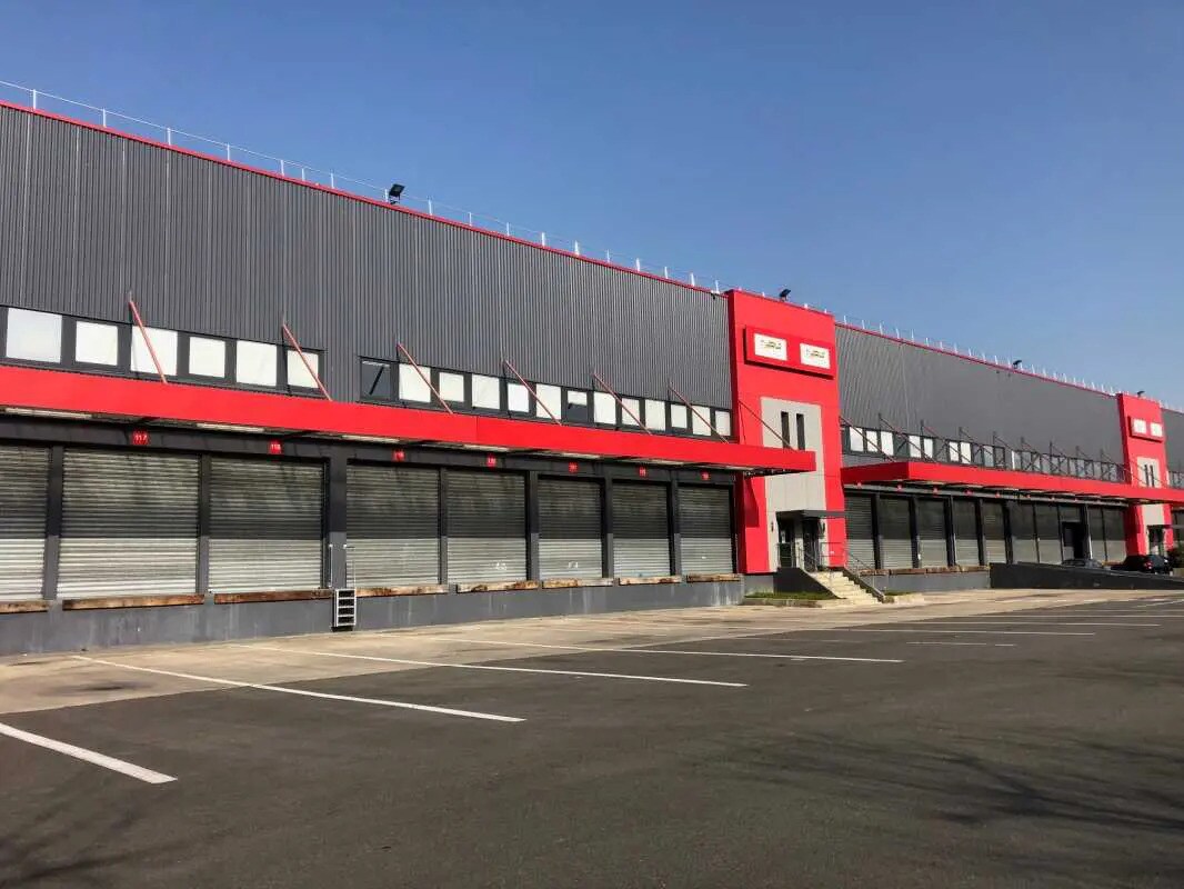 Industrial in Le Blanc-Mesnil for lease Building Photo- Image 1 of 12