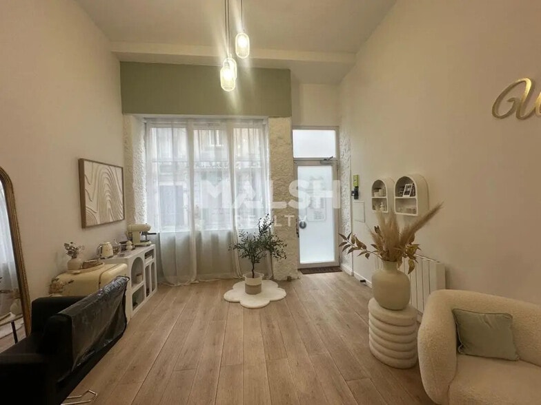 Commerce de détail dans Lyon à louer - Photo intérieure - Image 2 de 5