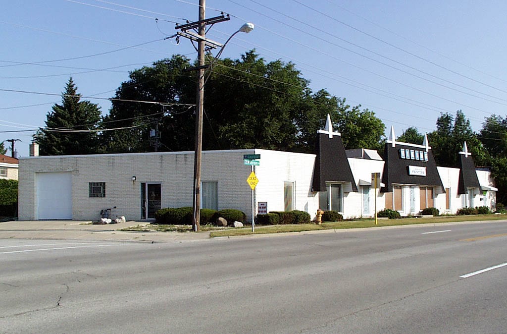 8430-8434 Waukegan Rd, Morton Grove, IL for sale Primary Photo- Image 1 of 7