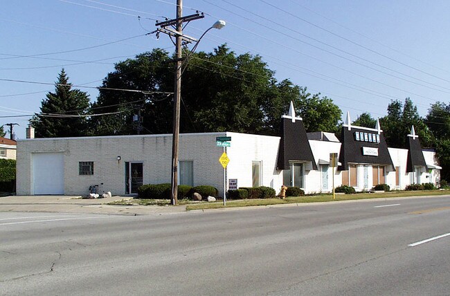 More details for 8430-8434 Waukegan Rd, Morton Grove, IL - Flex for Sale