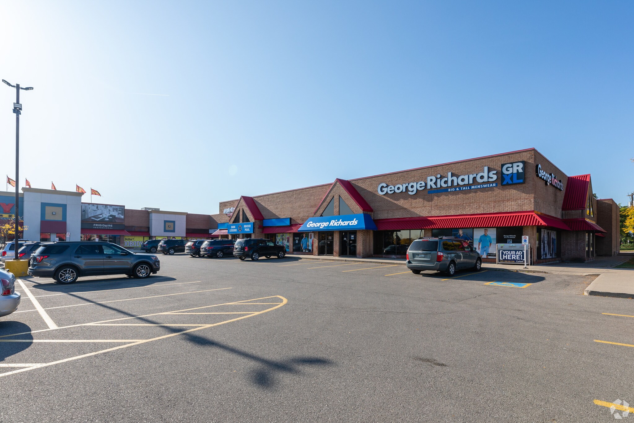 1970 Dundas St E, Mississauga, ON for sale Primary Photo- Image 1 of 1