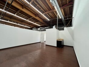 300-332 Littlefield Ave, South San Francisco, CA for lease Building Photo- Image 2 of 5