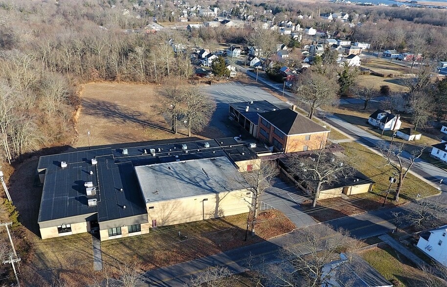 6812 BROWN St, Port Norris, NJ for sale - Building Photo - Image 2 of 12