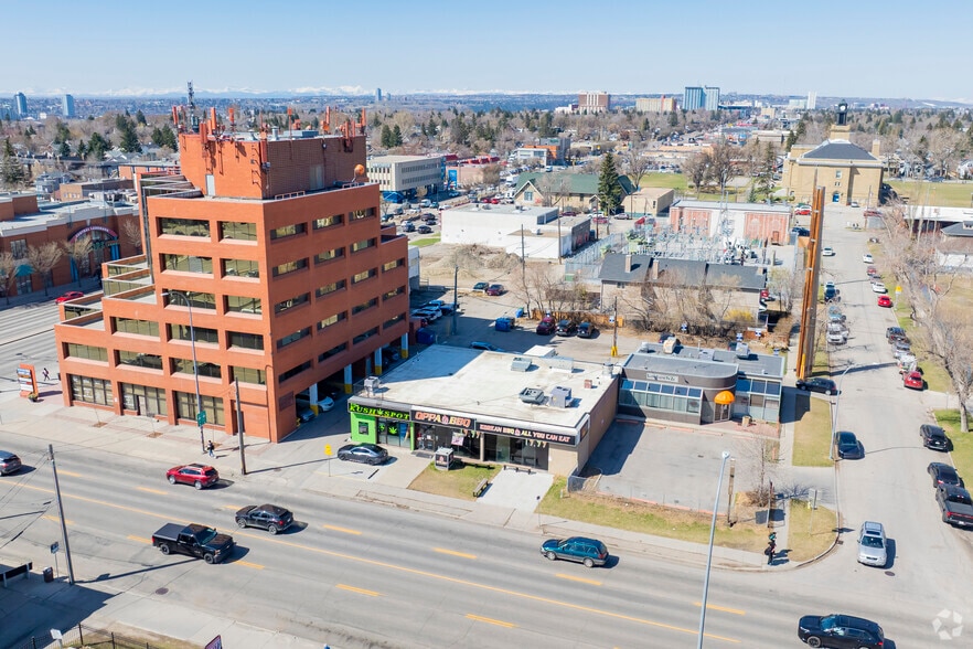 107 17 Ave NW, Calgary, AB for sale - Aerial - Image 3 of 3