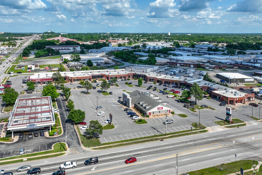 697-845 N Aspen Ave, Broken Arrow, OK à louer - Aérien - Image 3 de 27