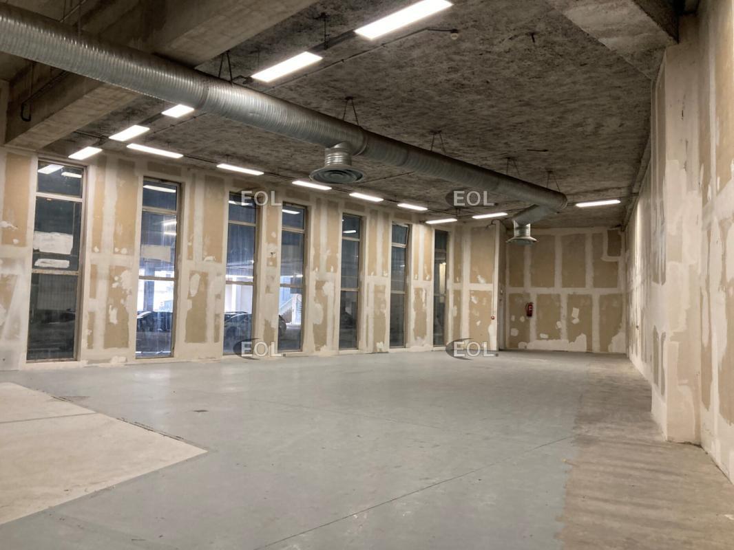 Flex dans Ivry-sur-Seine à louer Photo du bâtiment- Image 1 de 6