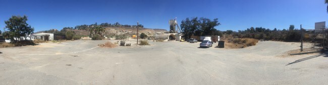 Plus de détails pour 7462 Mission Gorge Rd, San Diego, CA - Terrain à louer