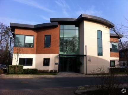 4 Hawthorn Park, Leeds for lease Primary Photo- Image 1 of 2