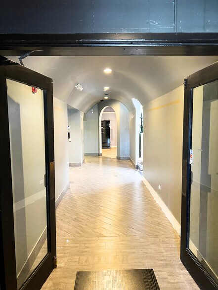 35 N Water St, Batavia, IL à vendre - Photo intérieure - Image 3 de 7