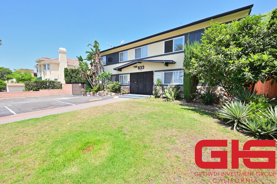 833 W Duarte Rd, Arcadia, CA à vendre - Photo du bâtiment - Image 1 de 30