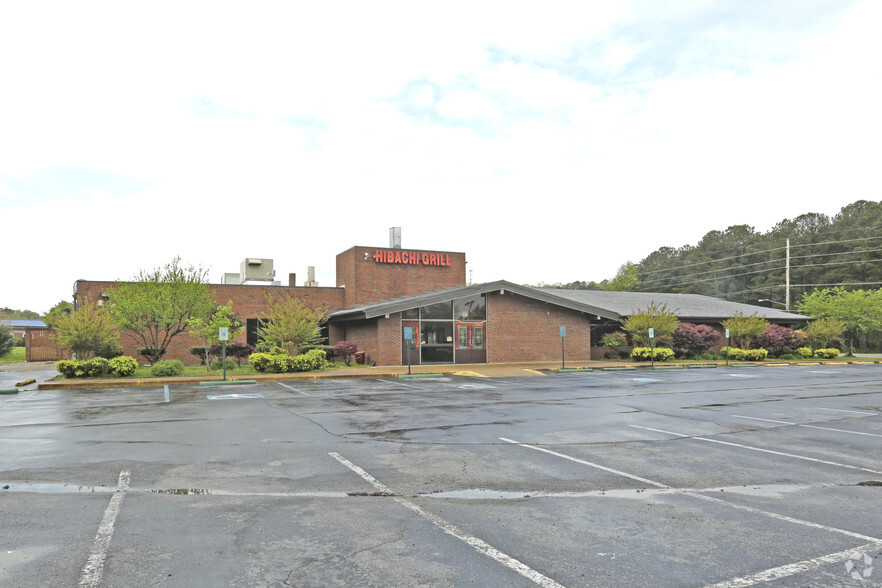 6734 Lee Hwy, Chattanooga, TN for sale - Primary Photo - Image 1 of 1