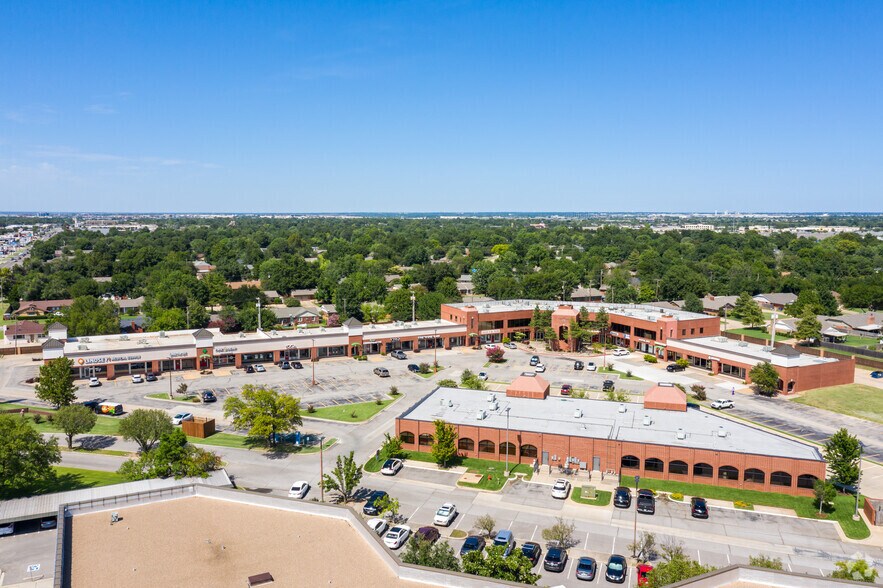 9600 N May Ave, Oklahoma City, OK à louer - Aérien - Image 3 de 3