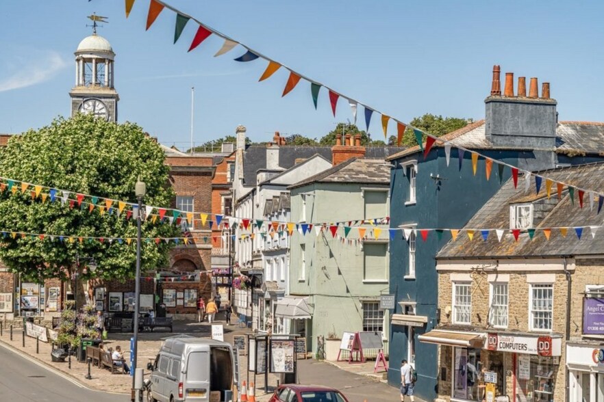 11 South St, Bridport à vendre - Photo du bâtiment - Image 2 de 8